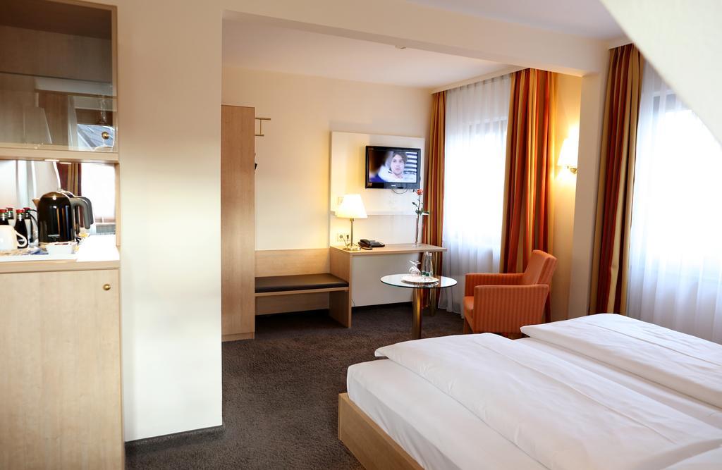 Hotel Warteck Freudenstadt Kültér fotó
